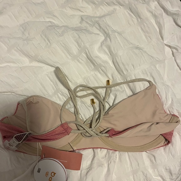 PQ swim bikini top - Picture 2 of 3